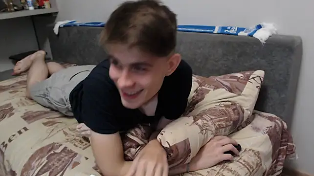 Pokazy przed kamerką – Student_Oliver