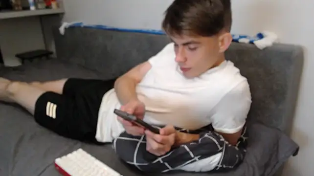 Student_Oliver's Webcam Show