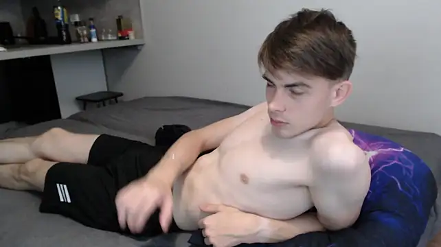 Student_Oliver Webcam Show