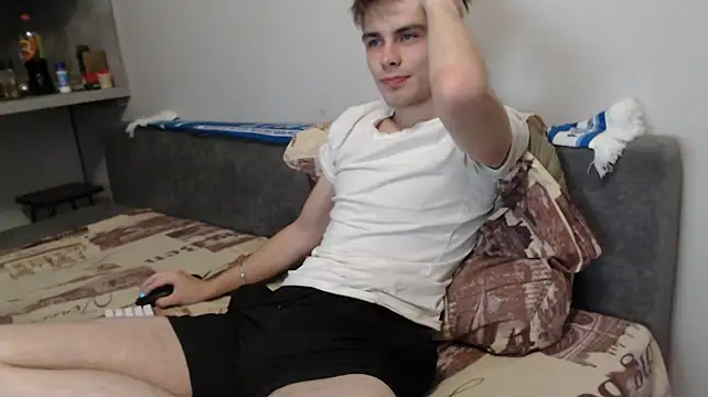 Student_Oliver Шоу с уебкамера