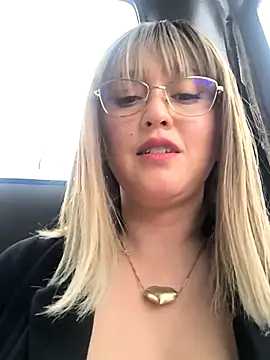 Katy__A Show in webcam