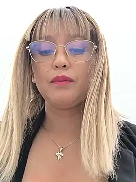 Katy__A Pertunjukan Webcam