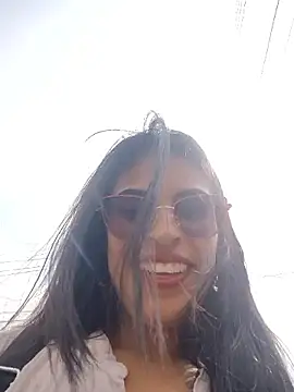 Astrid-- 网络视讯表演