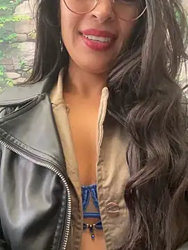 Astrid--: вебкам-шоу