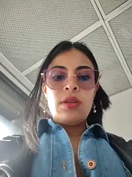 Chatroom en direct de Astrid--