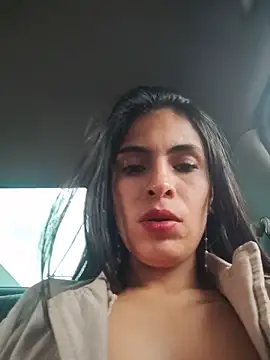 Astrid-- Pertunjukan Webcam