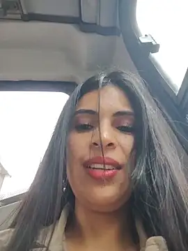 Show modela Astrid-- na web-kameri