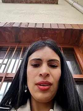 Astrid-- Pertunjukan Webcam