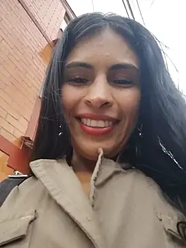Astrid-- Show in webcam