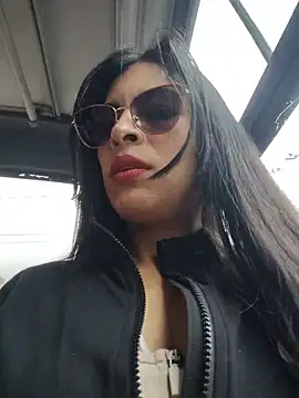 Astrid-- 网络视讯表演