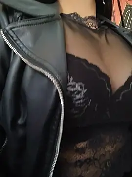 Astrid--'s Webcam Show