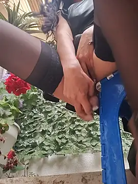 Astrid-- webcam show