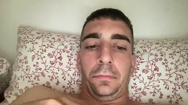christ963 Show in webcam