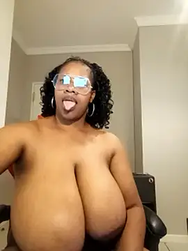 bustylisa1983 Live XXX-chat