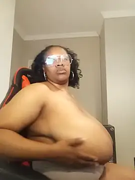 Chat XXX en directo de bustylisa1983