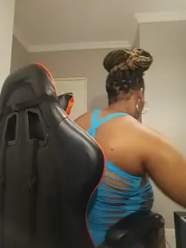bustylisa1983's Webcam Show
