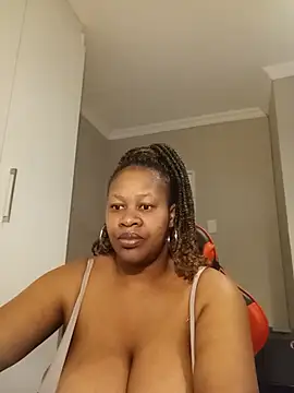 bustylisa1983's Webcam Show