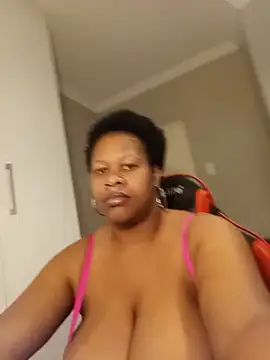 bustylisa1983's Webcam Show