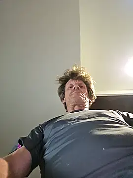 Travislovescum 网络视讯表演