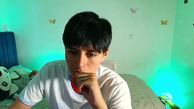 spicyferny Adlı Modelin Web Kamerası Şovu