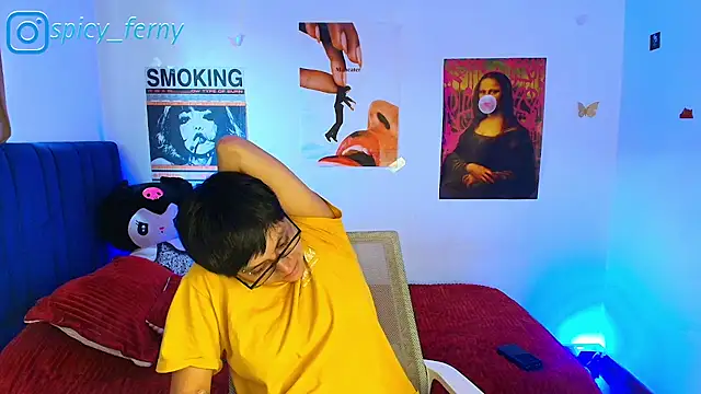 הופעת וובקאם של spicyferny