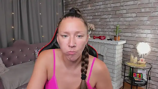 SarahCoksss' Live XXX Chat
