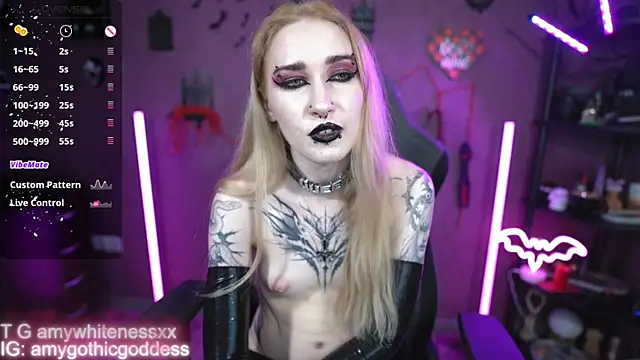 amywhitenessxx's Webcam Show