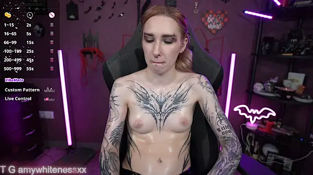 amywhitenessxx Webcam Show