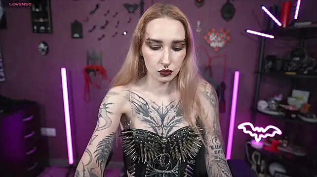 Show modela amywhitenessxx na web-kameri