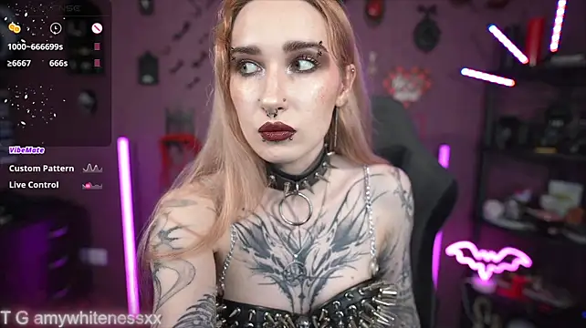 Show Webcam de amywhitenessxx