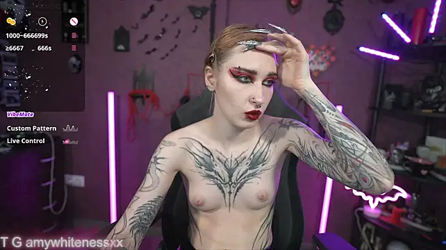 Show Webcam de amywhitenessxx