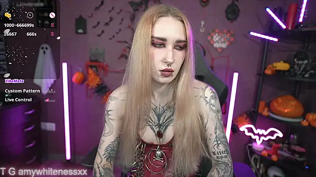 amywhitenessxx Show in webcam