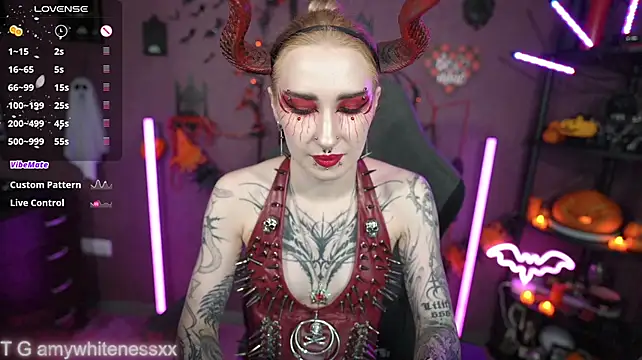 Вебкам-шоу amywhitenessxx