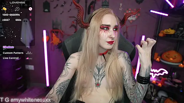 amywhitenessxx's Webcam Show