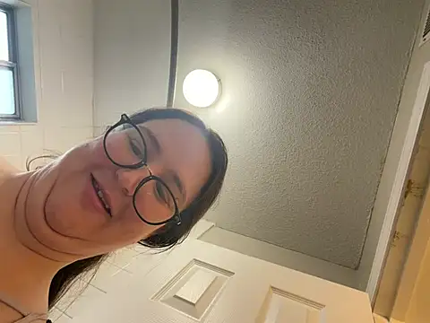 BrookesBigNaturals Show in webcam