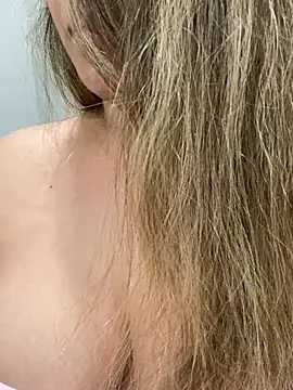 DuskyteenTiyana Chat XXX in diretta