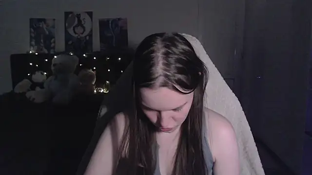 Chat +18 de Little_flowers ao vivo