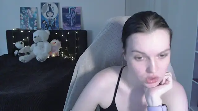 Little_flowers' Live XXX Chat