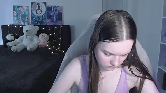 Little_flowers Chat XXX in diretta