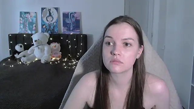 Chat +18 de Little_flowers ao vivo
