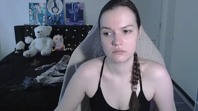 Chat +18 de Little_flowers ao vivo
