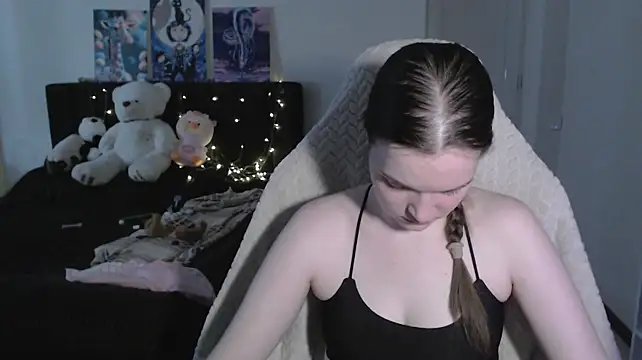 Little_flowers Chat XXX in diretta