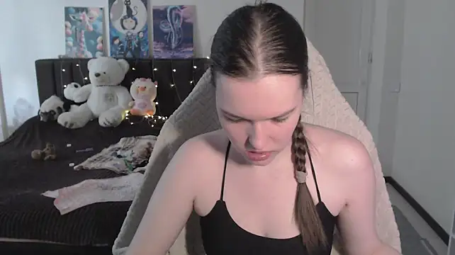 Little_flowers live XXX chat