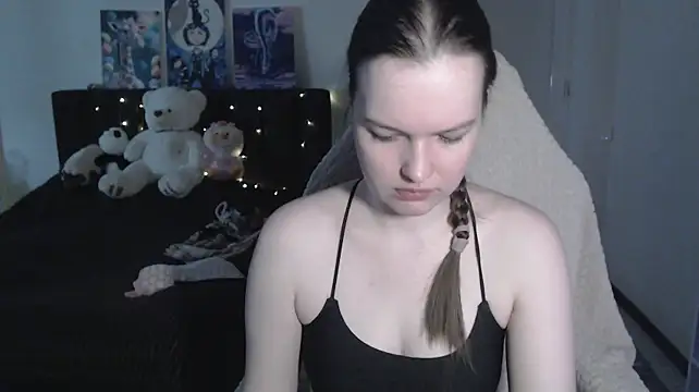 Little_flowers live XXX chat