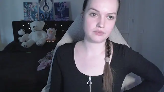 Little_flowers Chat XXX in diretta