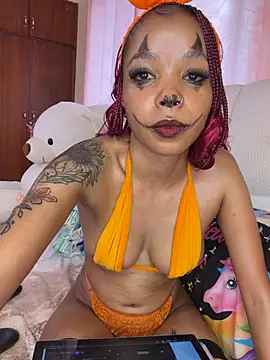 sexy_smiley's Webcam Show