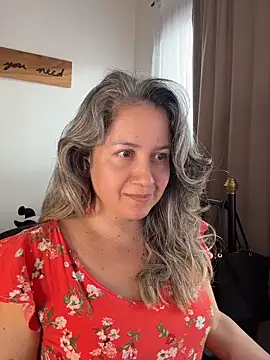 AVRAKEHDABRA's Live XXX Chat