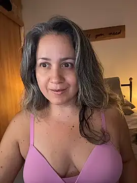 AVRAKEHDABRA's Live XXX Chat