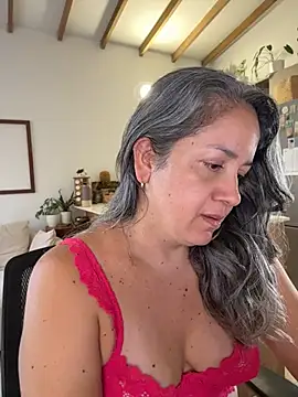 Chat XXX ao vivo de AVRAKEHDABRA