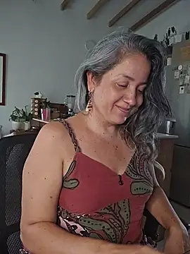 AVRAKEHDABRA Chat XXX in diretta
